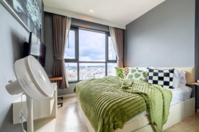 Kaws Theme Modern 1br - High Floor Seaview
